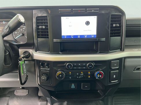 Used 2024 Ford F250 XL w/ XL Chrome Package RWD image 21