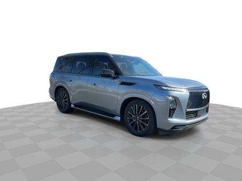 Used 2025 INFINITI QX80 Autograph AWD/4WD image 2