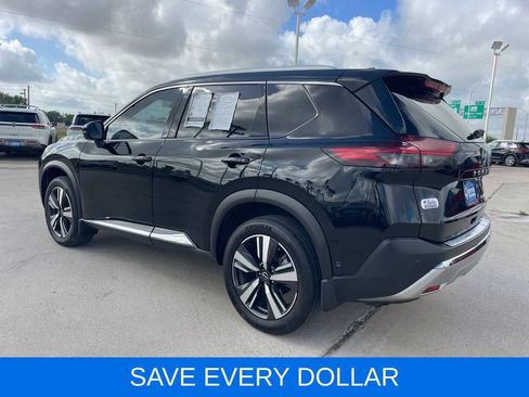 Used 2023 Nissan Rogue Platinum FWD image 3