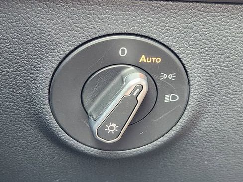 New 2026 Volkswagen Taos SE AWD/4WD image 20