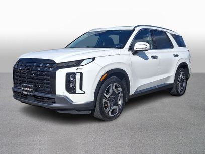 Used 2023 Hyundai Palisade Limited w/ Cargo Package
