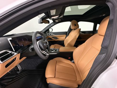 New 2026 BMW 430i xDrive w/ M Sport Package AWD/4WD image 32