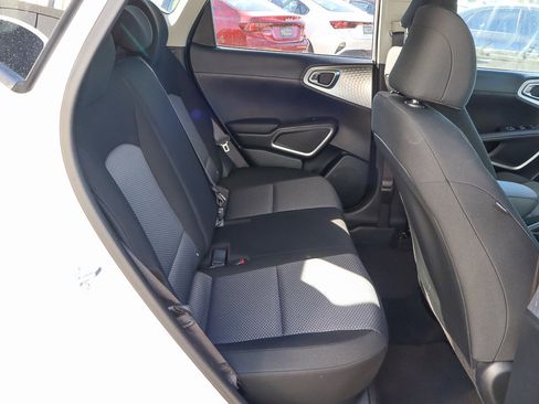Used 2024 Kia Soul LX w/ Option Group 015 image 19