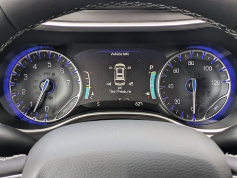 New 2026 Chrysler Pacifica Select FWD image 10