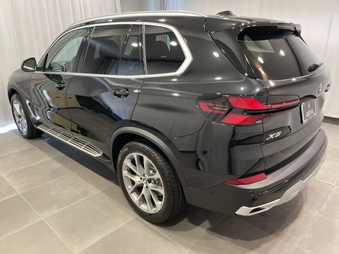 New 2026 BMW X5 xDrive40i w/ Climate Comfort Package AWD/4WD image 4