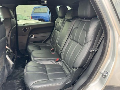 Used 2015 Land Rover Range Rover Sport SE AWD/4WD image 15