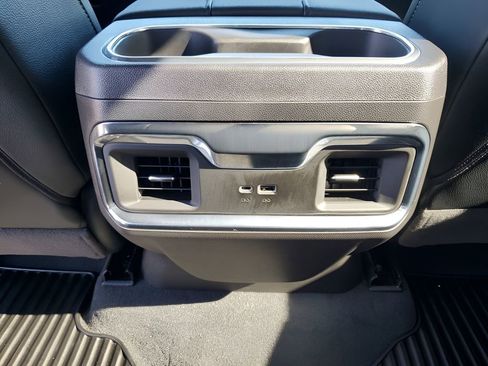 Used 2026 GMC Sierra 1500 Elevation image 21