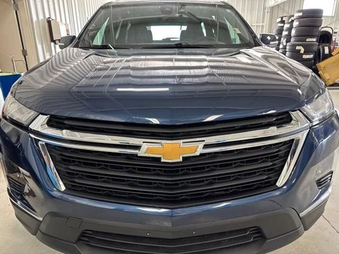 Used 2023 Chevrolet Traverse LT AWD/4WD image 32