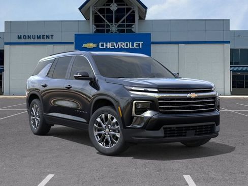 New 2026 Chevrolet Traverse LT w/ Sun and Wheel Package FWD image 7