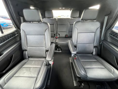 Used 2023 GMC Yukon Denali AWD/4WD image 42