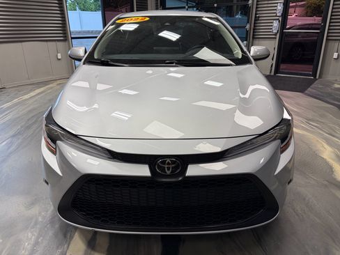Used 2022 Toyota Corolla LE FWD image 34