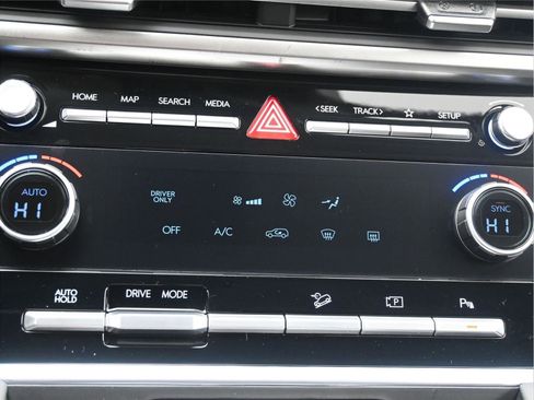 New 2026 Hyundai Santa Fe SE FWD image 5