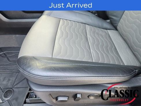 Used 2024 Chevrolet Silverado 2500 ZR2 w/ Technology Package image 36