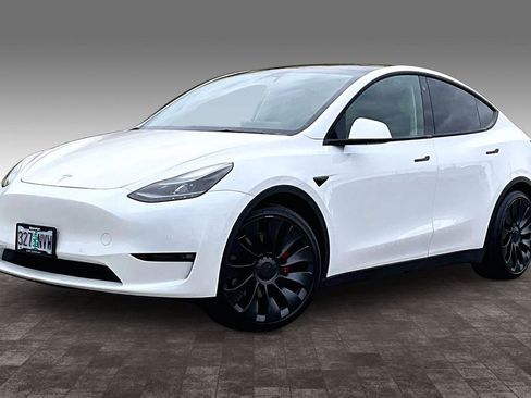 Used 2022 Tesla Model Y Performance AWD/4WD image 2