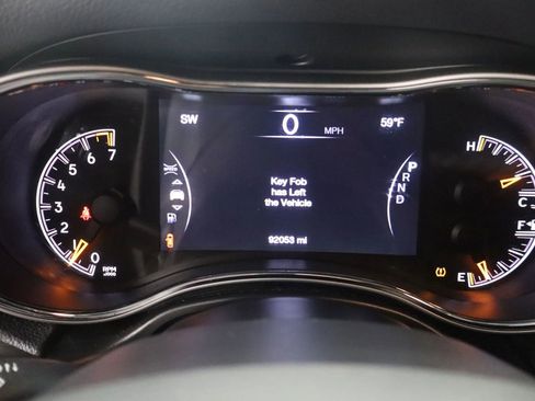 Used 2019 Jeep Grand Cherokee Limited image 23