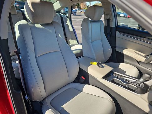 Used 2021 Honda Accord LX image 12