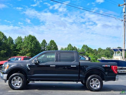 Used 2022 Ford F150 XLT w/ Equipment Group 302A High AWD/4WD image 2