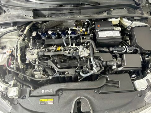 Used 2025 Toyota Corolla LE FWD image 29