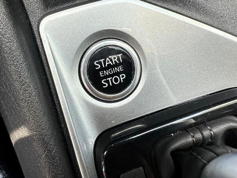 Used 2025 Nissan Altima 2.5 SV FWD image 16