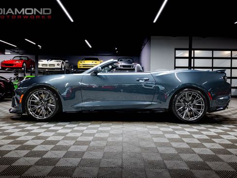 Used 2023 Chevrolet Camaro ZL1 RWD image 10