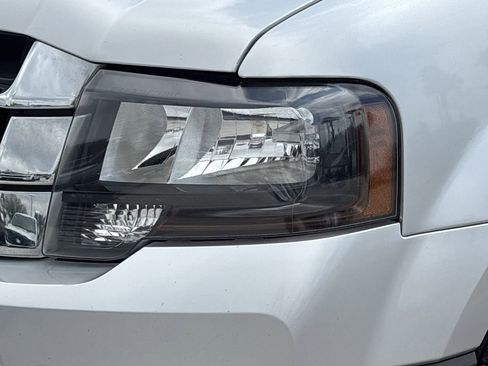 Used 2017 Ford Expedition XL w/ Equipment Group 101A image 6