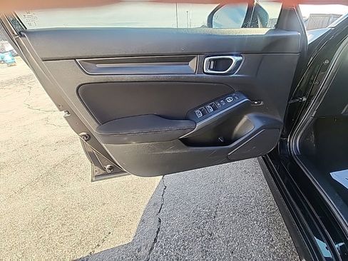 Used 2025 Honda Civic Sport image 12