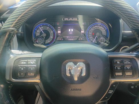 Used 2019 RAM 2500 Limited AWD/4WD image 16