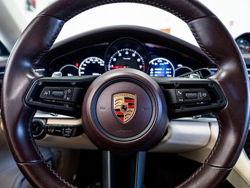 Used 2023 Porsche Panamera Platinum Edition image 41