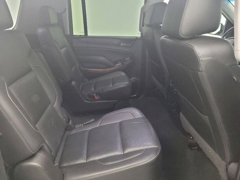Used 2018 Chevrolet Suburban Premier image 19