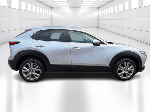 Used 2021 MAZDA CX-30 AWD 2.5 S w/ Premium Package image 4