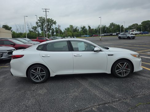 Used 2016 Kia Optima SX w/ Launch Edition Package FWD image 3