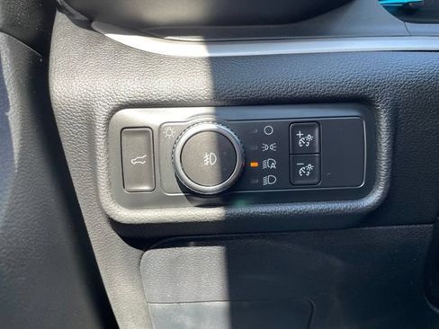 Certified 2020 Ford Explorer XLT w/ Equipment Group 202A AWD/4WD image 18