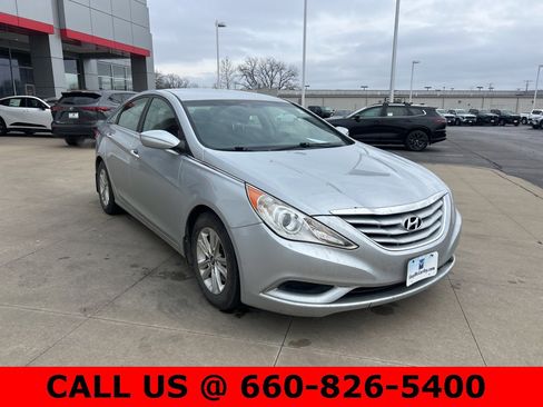 Used 2011 Hyundai Sonata GLS w/ Popular Equipment Pkg 2 image 3