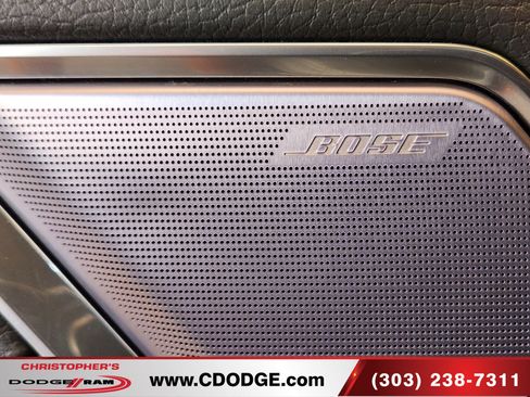 Used 2023 GMC Sierra 1500 Denali w/ Technology Package AWD/4WD image 29