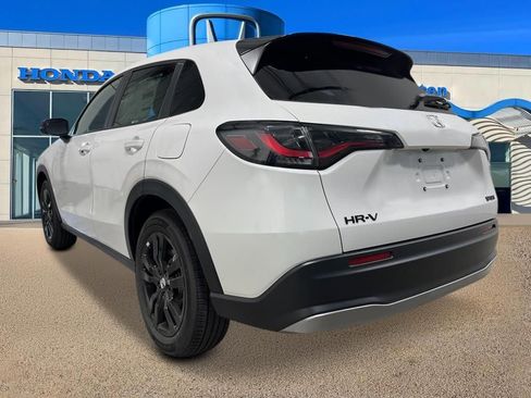 New 2026 Honda HR-V Sport image 3