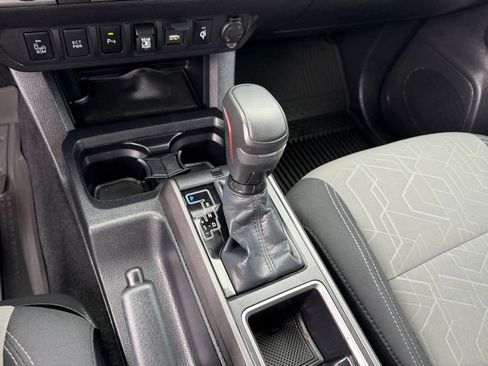 Used 2023 Toyota Tacoma TRD Off-Road w/ Technology Package AWD/4WD image 24