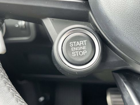 Used 2024 Alfa Romeo Stelvio Sprint image 22