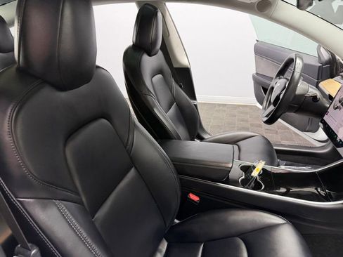 Used 2018 Tesla Model 3 Long Range RWD image 51
