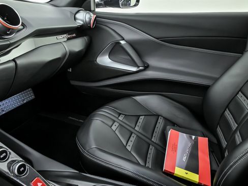 Used 2019 Ferrari 812 Superfast image 37