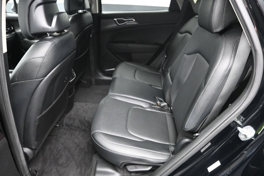Used 2023 Kia Sportage EX AWD/4WD image 29