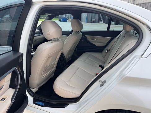 Used 2016 BMW 328i Sedan RWD image 13