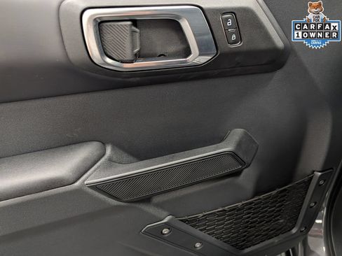 Used 2025 Ford Bronco Badlands AWD/4WD image 11