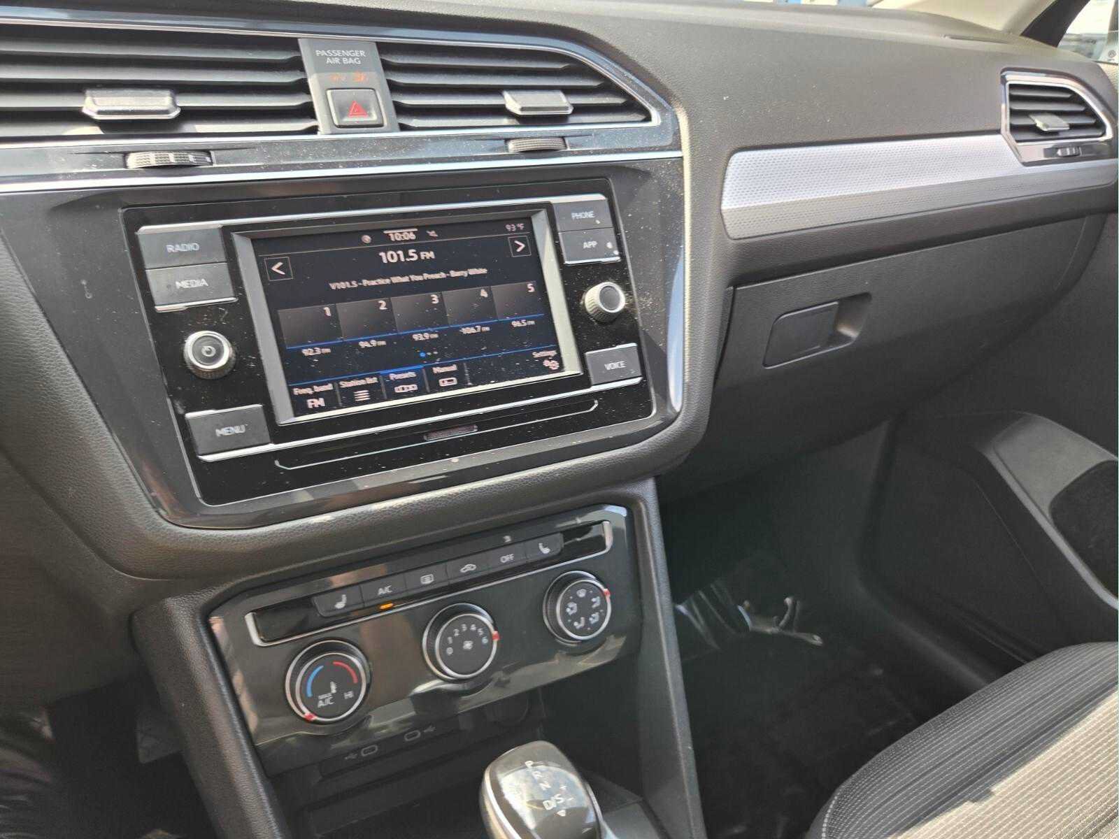 Used 2022 Volkswagen Tiguan S FWD image 32