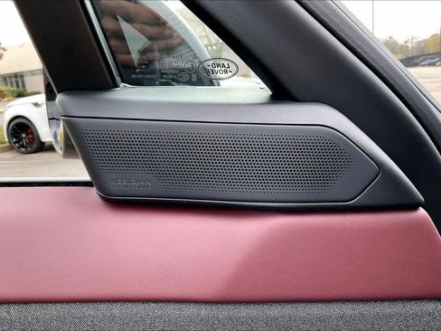 Used 2024 Land Rover Range Rover Sport Dynamic SE image 35