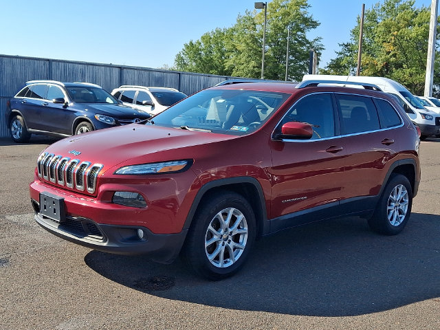 Used 2015 Jeep Cherokee Latitude AWD/4WD image 3