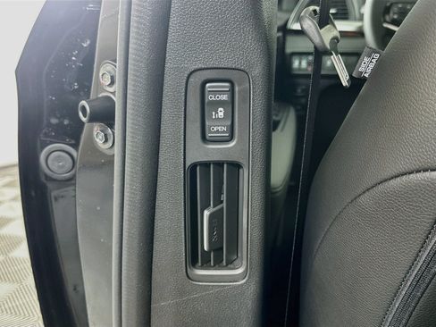Certified 2025 Honda Odyssey Sport-L image 19