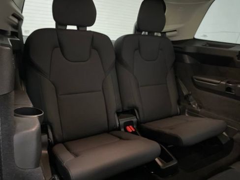 Used 2025 Volvo XC90 B6 Plus AWD/4WD image 81