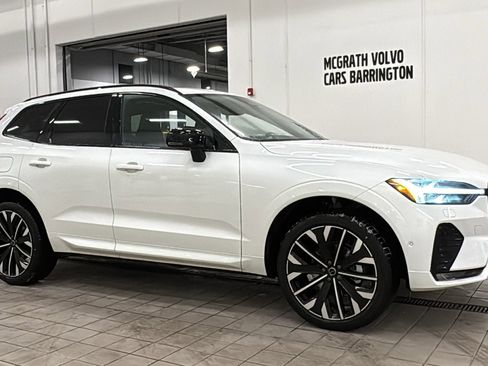 New 2026 Volvo XC60 B5 Ultra w/ Protection Package Premier AWD/4WD image 3