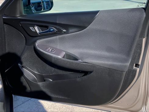 Used 2023 Chevrolet Malibu LT image 23