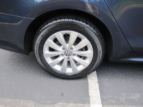 Used 2015 Volkswagen Passat 1.8T Wolfsburg Edition w/ Technology Package FWD image 25